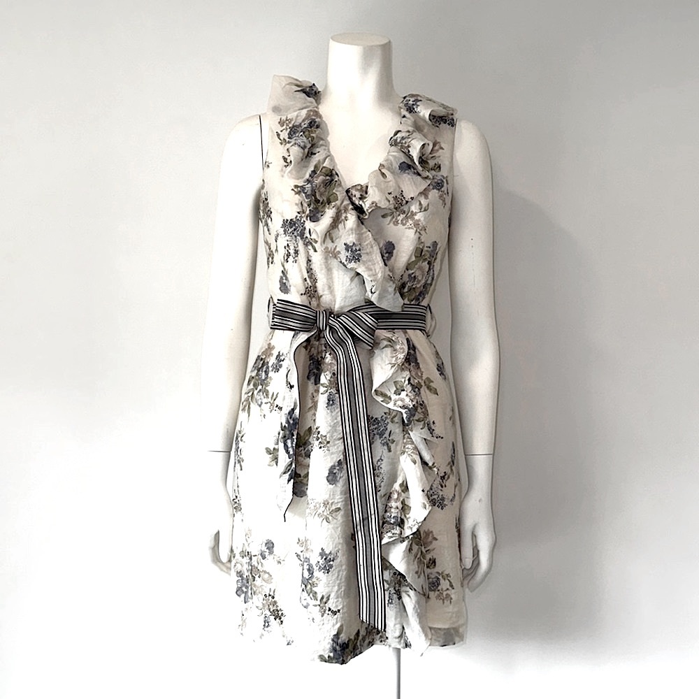 Anthropologie,Theme,floral button down dress w/ reversible belt and pockets, S